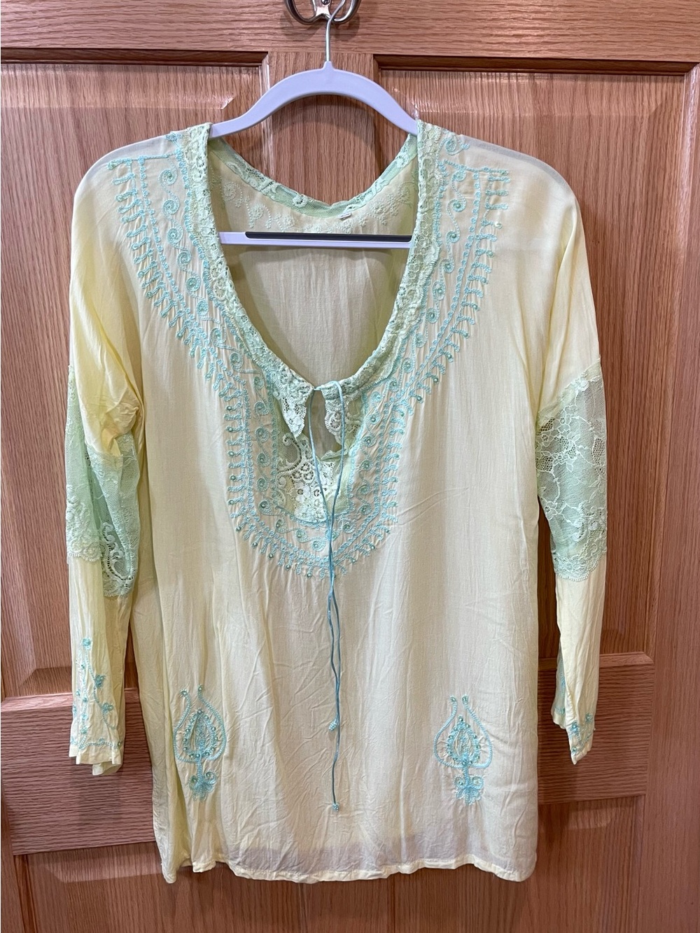 Boho Embroidered Lace-Trim Tunic Top in Pale Yellow